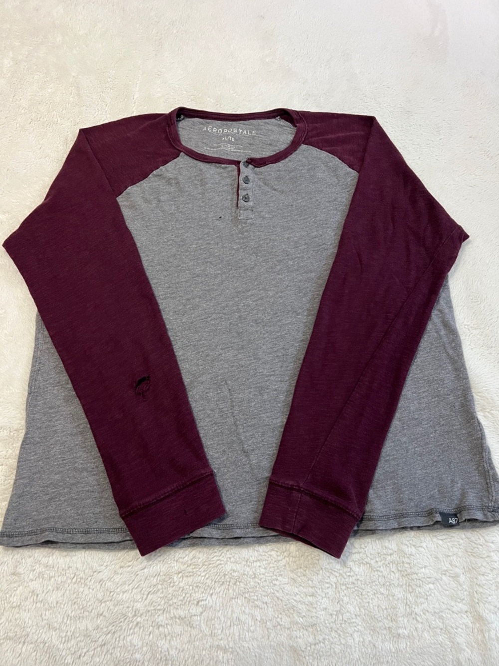 Men’s Aeropostale Grey Henley with Maroon Trim